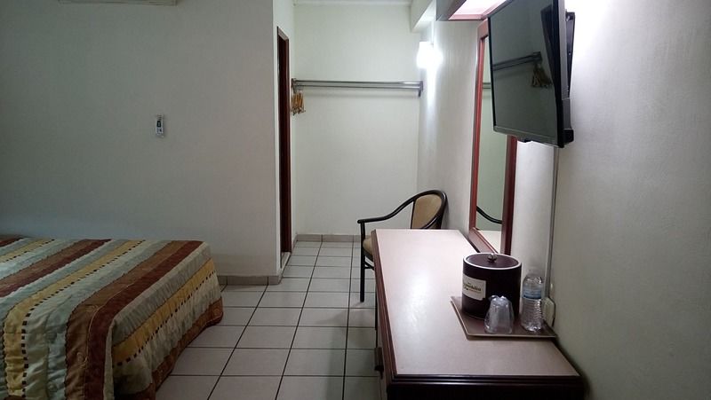 Hotel Bugambilia Hermosillo Eksteriør billede